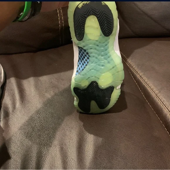 jordan 11 legend blue high - Picture 2 of 12